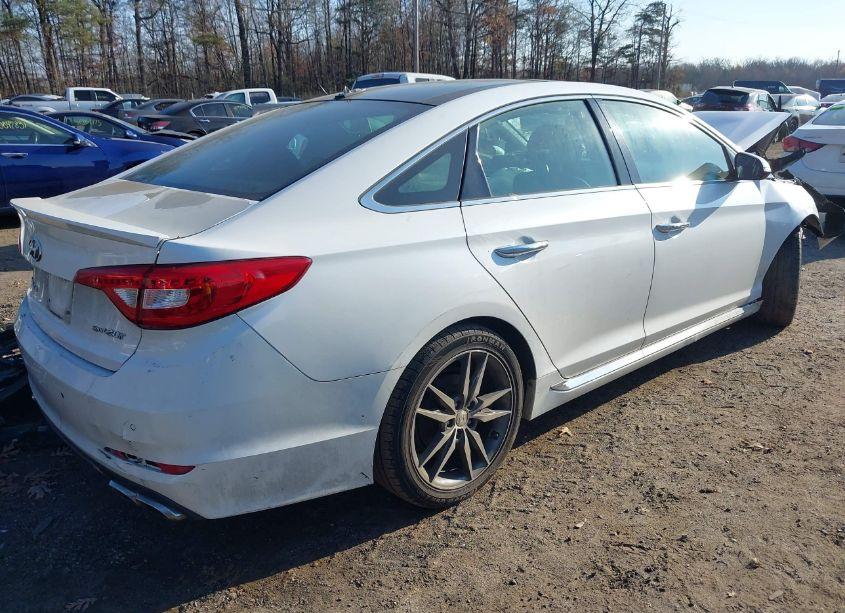 Photo 4 of 2015 Hyundai Sonata SPORT 2.0T (VIN 5NPE34AB2FH041312)