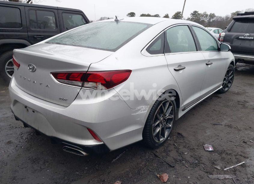 Photo 4 of 2018 Hyundai Sonata SPORT 2.0T (VIN 5NPE34AB2JH684235)