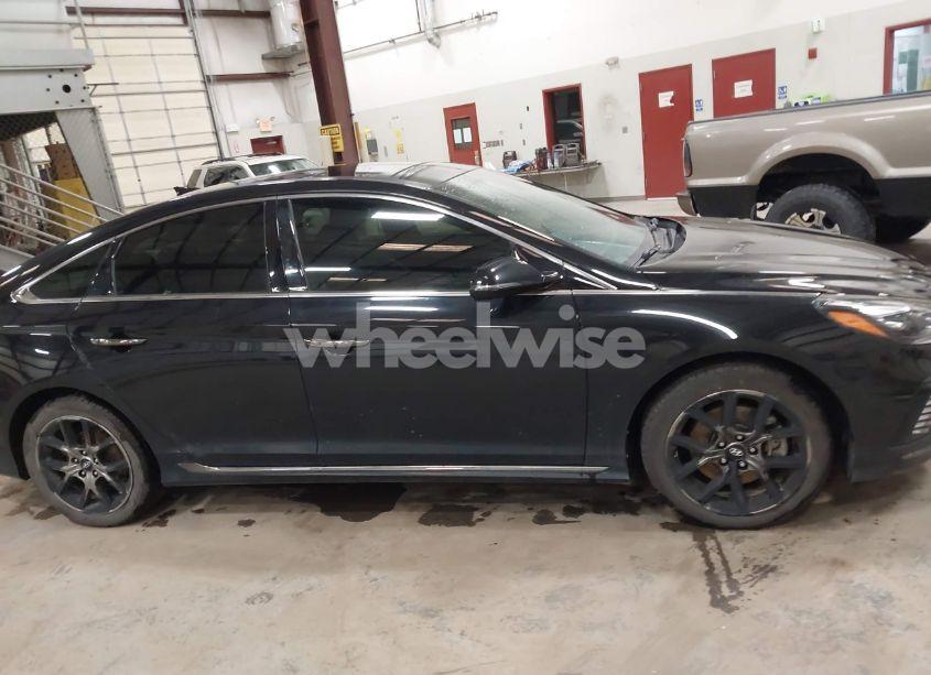 Photo 13 of 2019 Hyundai Sonata LIMITED 2.0T (VIN 5NPE34AB2KH809896)