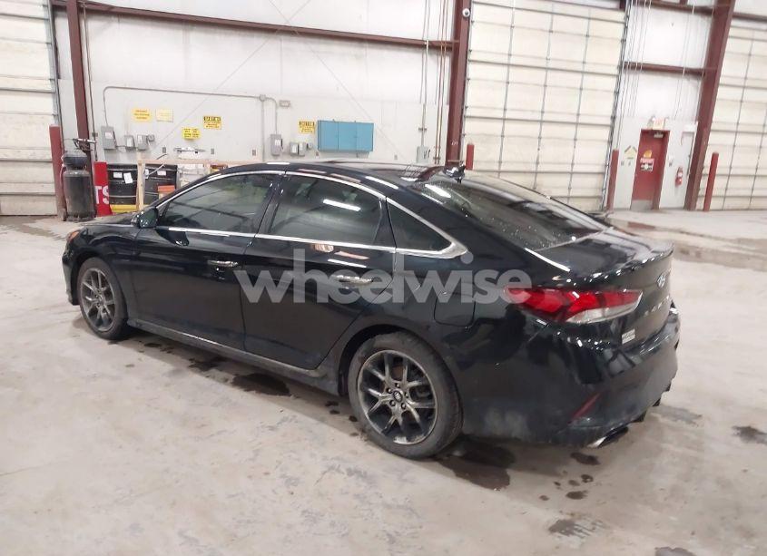 Photo 3 of 2019 Hyundai Sonata LIMITED 2.0T (VIN 5NPE34AB2KH809896)