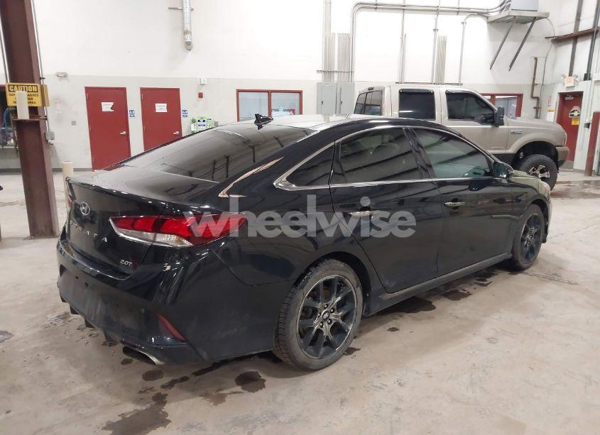 Photo 4 of 2019 Hyundai Sonata LIMITED 2.0T (VIN 5NPE34AB2KH809896)