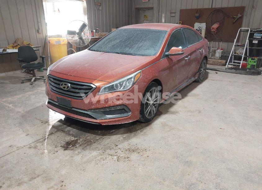 Photo 2 of 2015 Hyundai Sonata N/A (VIN 5NPE34AB3FH073377)