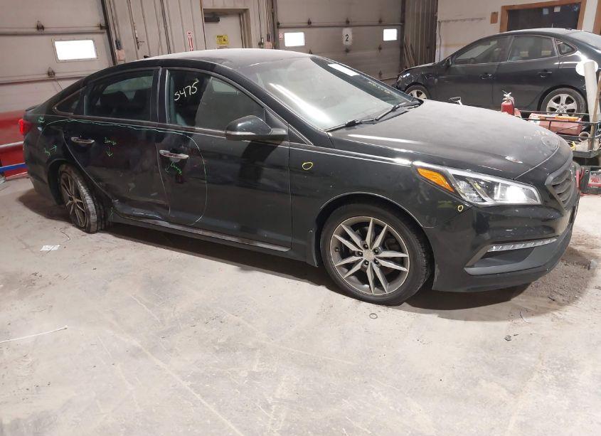 2015 Hyundai Sonata SPORT 2.0T (VIN 5NPE34AB3FH156923) main photo