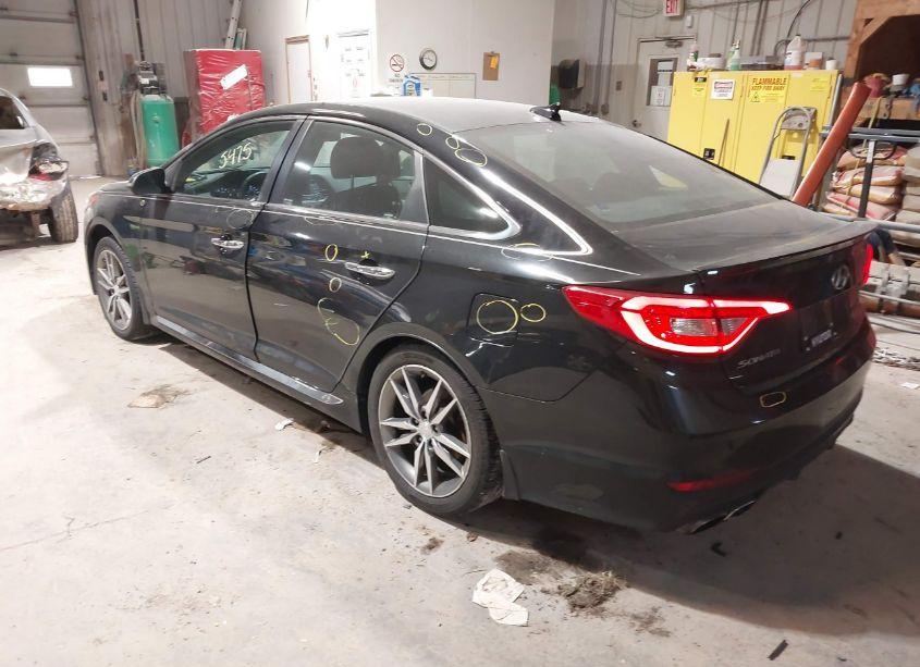 Photo 3 of 2015 Hyundai Sonata SPORT 2.0T (VIN 5NPE34AB3FH156923)