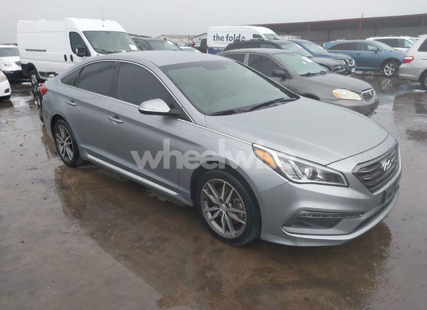 2017 Hyundai Sonata SPORT 2.0T (VIN 5NPE34AB3HH581268) main photo