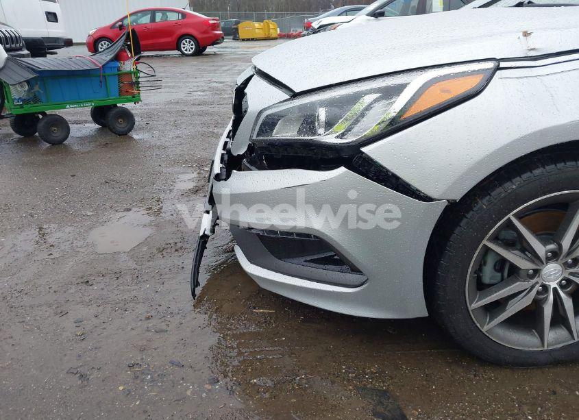 Photo 18 of 2015 Hyundai Sonata SPORT 2.0T (VIN 5NPE34AB4FH063683)