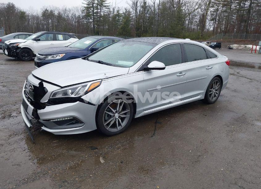 Photo 2 of 2015 Hyundai Sonata SPORT 2.0T (VIN 5NPE34AB4FH063683)