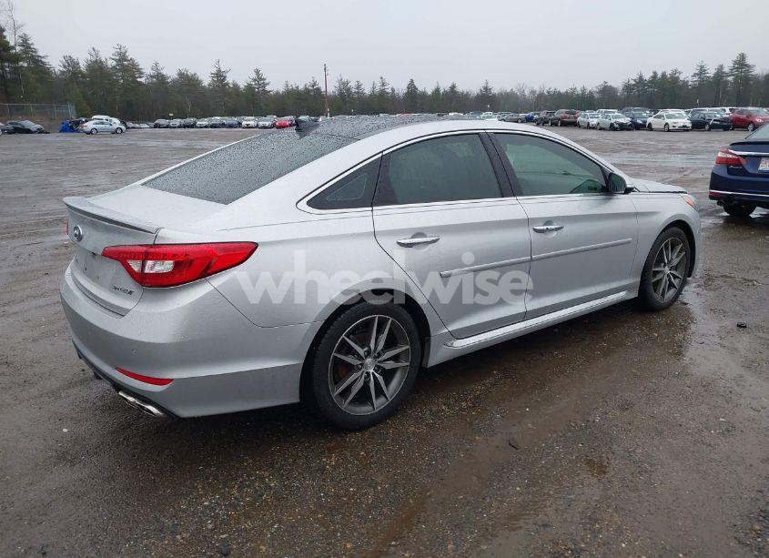 Photo 4 of 2015 Hyundai Sonata SPORT 2.0T (VIN 5NPE34AB4FH063683)