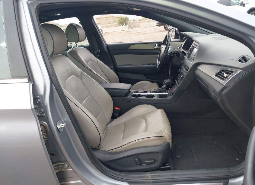 Photo 5 of 2016 Hyundai Sonata LIMITED 2.0T (VIN 5NPE34AB4GH292561)