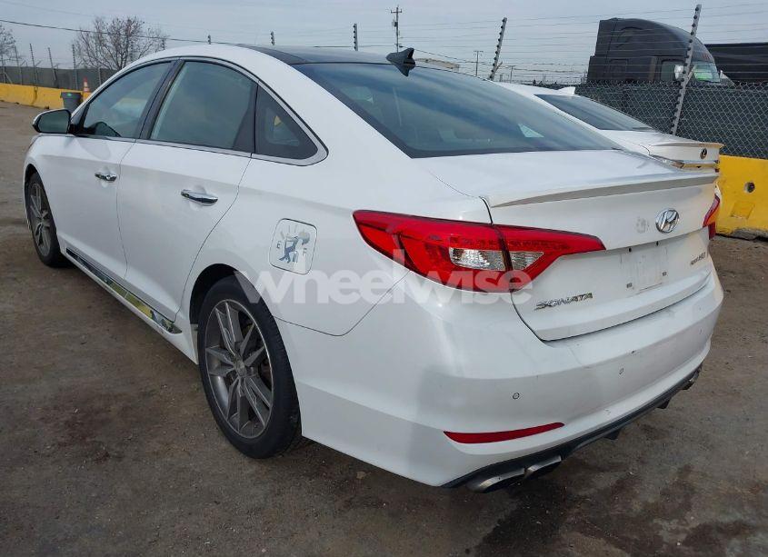 Photo 3 of 2015 Hyundai Sonata SPORT 2.0T (VIN 5NPE34AB5FH073977)