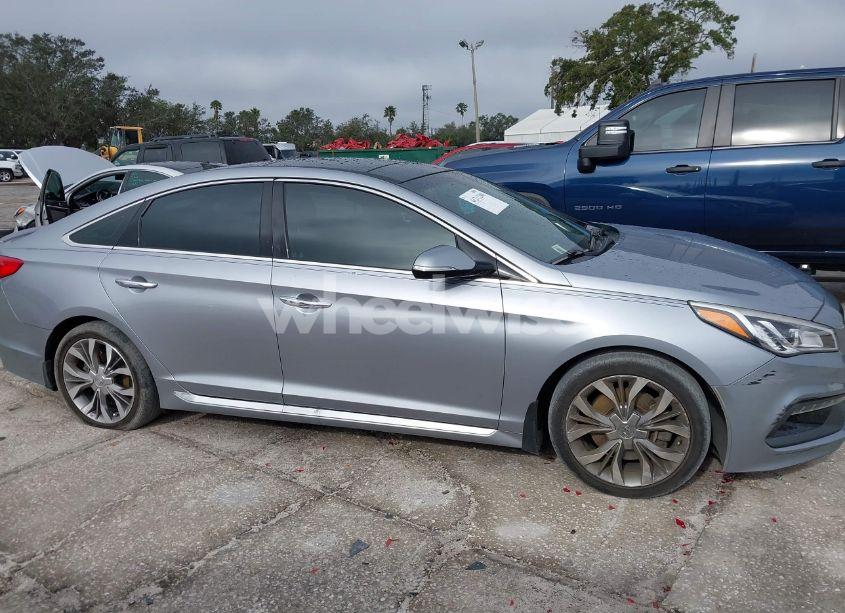 Photo 13 of 2015 Hyundai Sonata LIMITED 2.0T (VIN 5NPE34AB5FH131067)