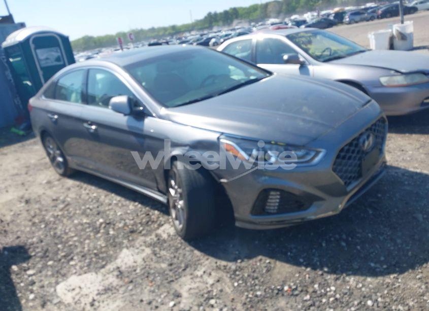 2018 Hyundai Sonata SPORT 2.0T (VIN 5NPE34AB5JH627429) main photo