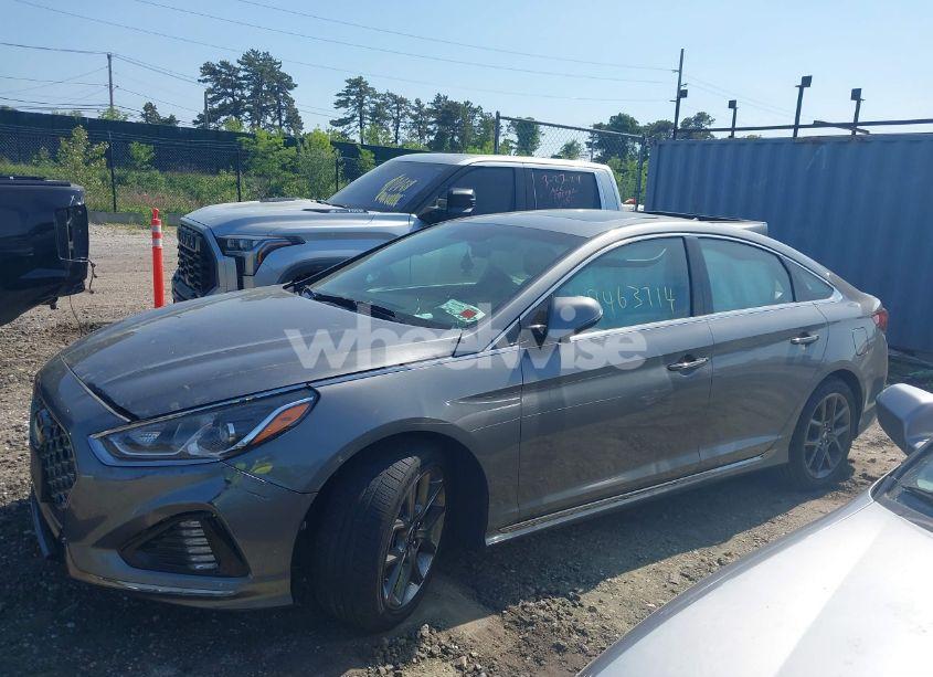 Photo 14 of 2018 Hyundai Sonata SPORT 2.0T (VIN 5NPE34AB5JH627429)