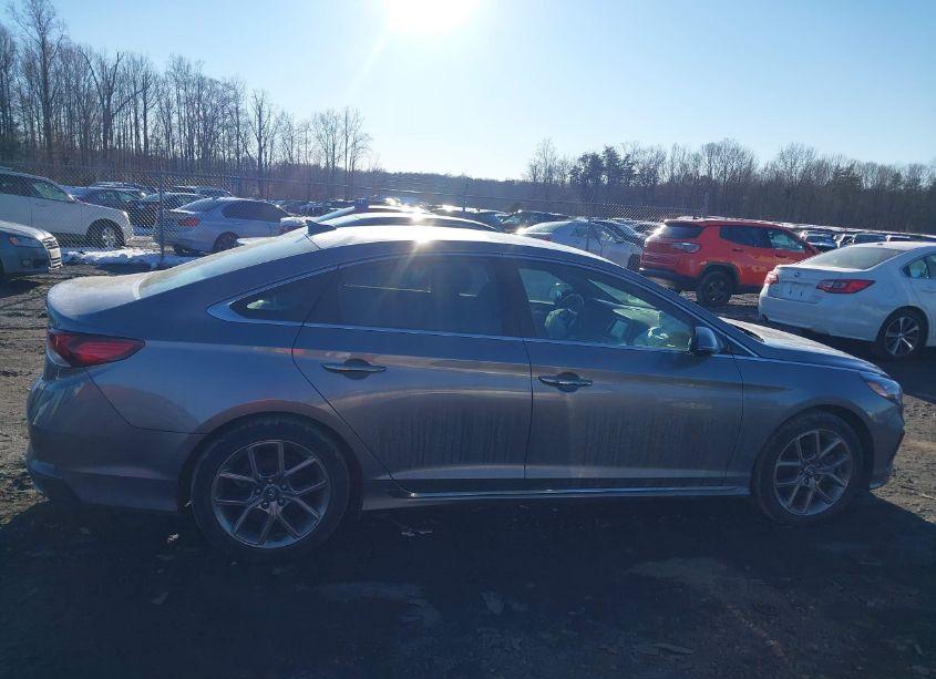 Photo 13 of 2018 Hyundai Sonata LIMITED 2.0T (VIN 5NPE34AB5JH672130)