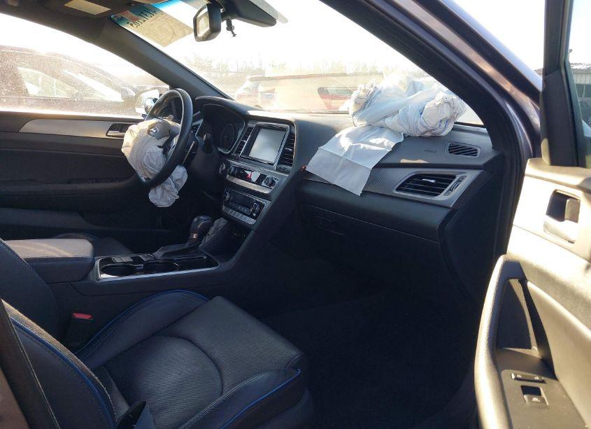 Photo 5 of 2018 Hyundai Sonata LIMITED 2.0T (VIN 5NPE34AB5JH672130)