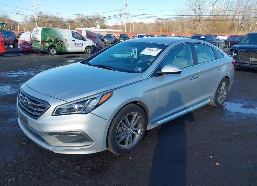 Photo 2 of 2015 Hyundai Sonata SPORT 2.0T (VIN 5NPE34AB6FH094160)