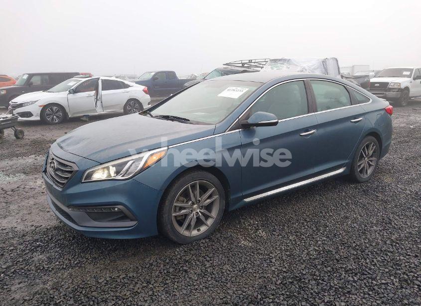 Photo 2 of 2015 Hyundai Sonata SPORT 2.0T (VIN 5NPE34AB6FH222249)