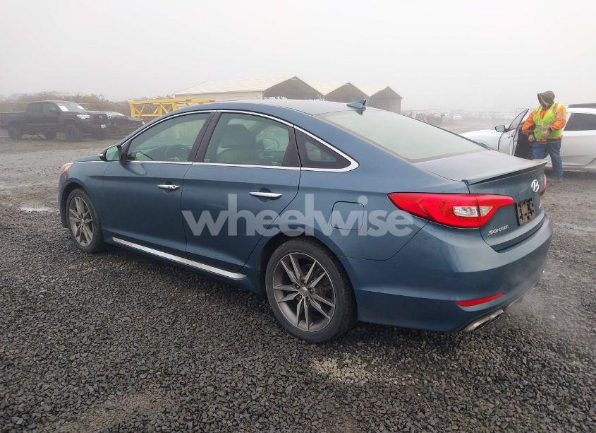 Photo 3 of 2015 Hyundai Sonata SPORT 2.0T (VIN 5NPE34AB6FH222249)