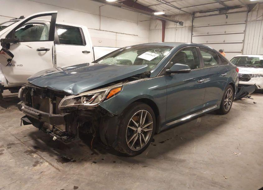 Photo 2 of 2015 Hyundai Sonata SPORT 2.0T (VIN 5NPE34AB7FH086178)