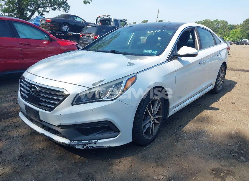 Photo 2 of 2015 Hyundai Sonata SPORT 2.0T (VIN 5NPE34AB8FH080499)