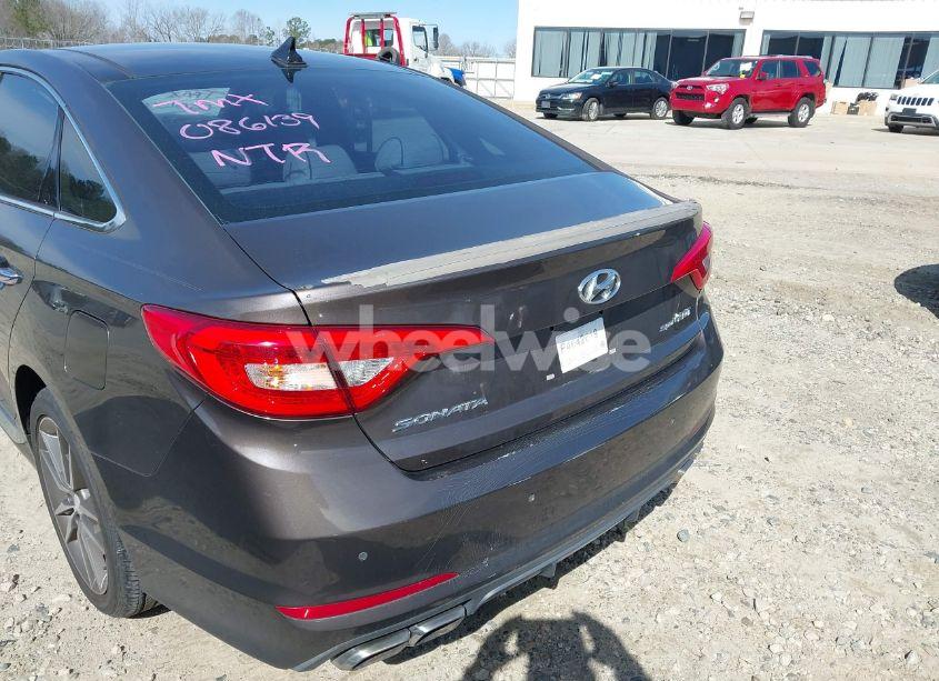 Photo 17 of 2015 Hyundai Sonata SPORT 2.0T (VIN 5NPE34AB8FH086139)