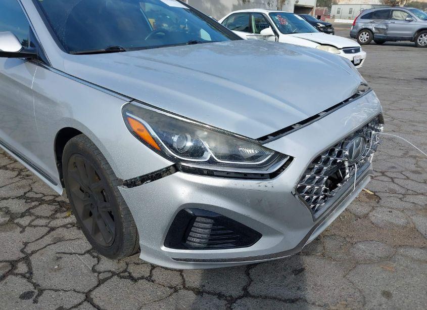 Photo 17 of 2018 Hyundai Sonata SPORT 2.0T (VIN 5NPE34AB8JH674888)