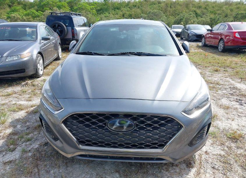 Photo 12 of 2018 Hyundai Sonata LIMITED 2.0T (VIN 5NPE34AB8JH683199)