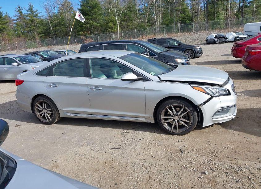 Photo 13 of 2015 Hyundai Sonata SPORT 2.0T (VIN 5NPE34AB9FH102705)