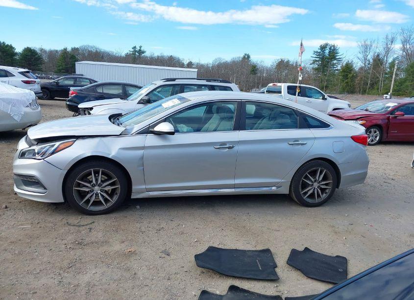 Photo 14 of 2015 Hyundai Sonata SPORT 2.0T (VIN 5NPE34AB9FH102705)
