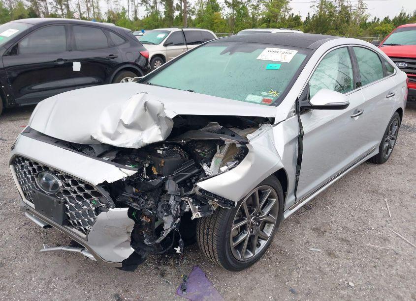 Photo 2 of 2018 Hyundai Sonata LIMITED 2.0T+ (VIN 5NPE34AB9JH706604)