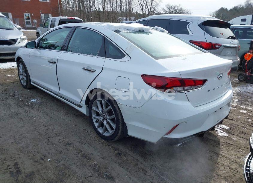 Photo 3 of 2019 Hyundai Sonata LIMITED 2.0T (VIN 5NPE34AB9KH788366)
