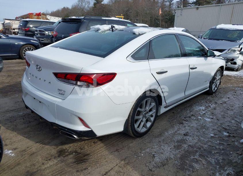 Photo 4 of 2019 Hyundai Sonata LIMITED 2.0T (VIN 5NPE34AB9KH788366)