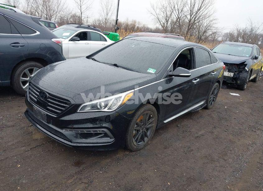 Photo 2 of 2015 Hyundai Sonata SPORT 2.0T (VIN 5NPE34ABXFH075918)