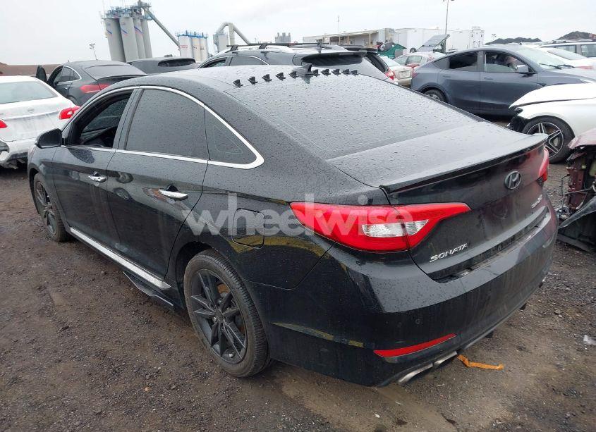 Photo 3 of 2015 Hyundai Sonata SPORT 2.0T (VIN 5NPE34ABXFH075918)