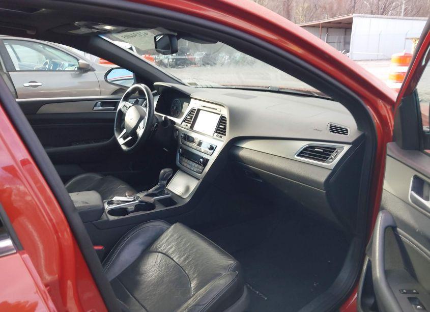 Photo 5 of 2015 Hyundai Sonata LIMITED 2.0T (VIN 5NPE34ABXFH112160)