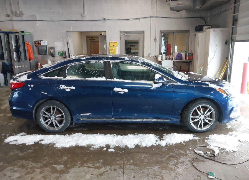 Photo 13 of 2015 Hyundai Sonata SPORT 2.0T (VIN 5NPE34ABXFH225557)