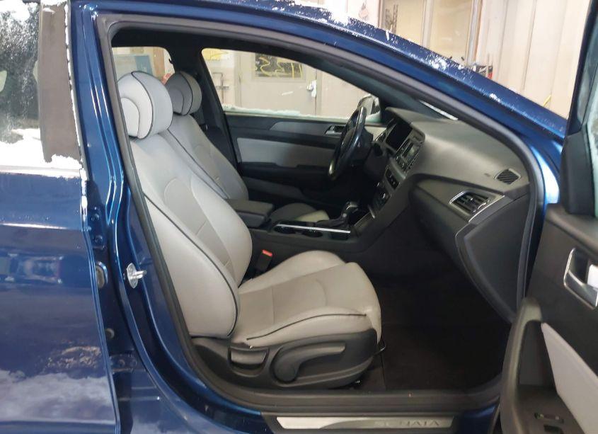 Photo 5 of 2015 Hyundai Sonata SPORT 2.0T (VIN 5NPE34ABXFH225557)