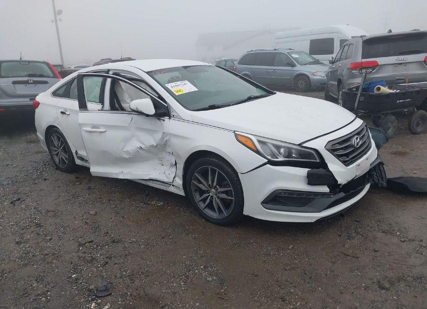 2017 Hyundai Sonata SPORT 2.0T (VIN 5NPE34ABXHH455263) main photo