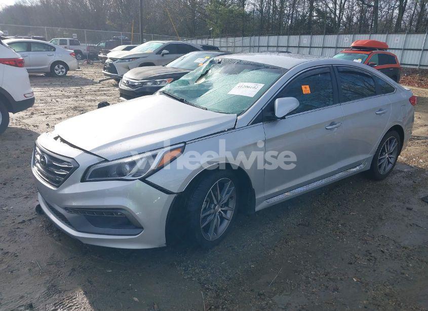 Photo 2 of 2017 Hyundai Sonata SPORT 2.0T (VIN 5NPE34ABXHH559493)