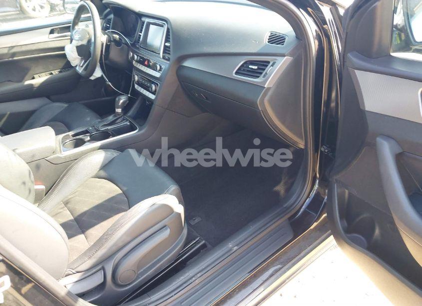 Photo 5 of 2018 Hyundai Sonata SPORT 2.0T (VIN 5NPE34ABXJH694365)