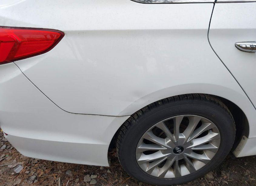 Photo 18 of 2015 Hyundai Sonata LIMITED (VIN 5NPE34AF0FH012121)