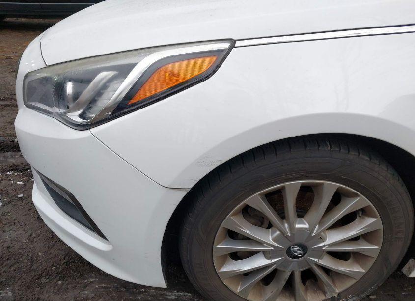 Photo 19 of 2015 Hyundai Sonata LIMITED (VIN 5NPE34AF0FH012121)