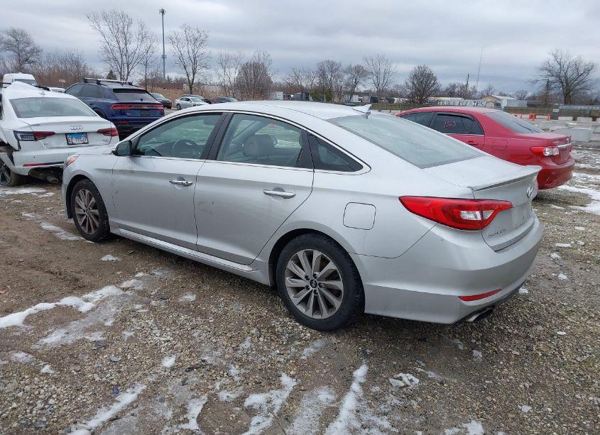 Photo 3 of 2015 Hyundai Sonata SPORT (VIN 5NPE34AF0FH057446)