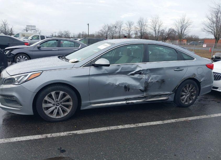 Photo 14 of 2015 Hyundai Sonata SPORT (VIN 5NPE34AF0FH058225)