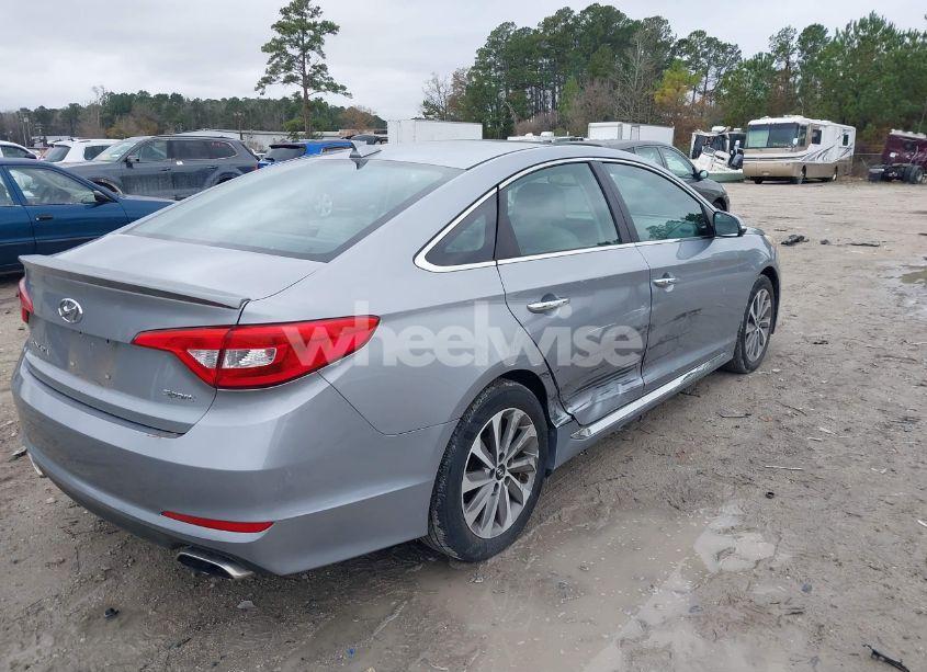 Photo 4 of 2015 Hyundai Sonata SPORT (VIN 5NPE34AF0FH067457)