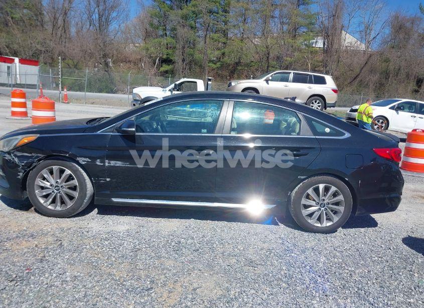 Photo 14 of 2015 Hyundai Sonata SPORT (VIN 5NPE34AF0FH076224)