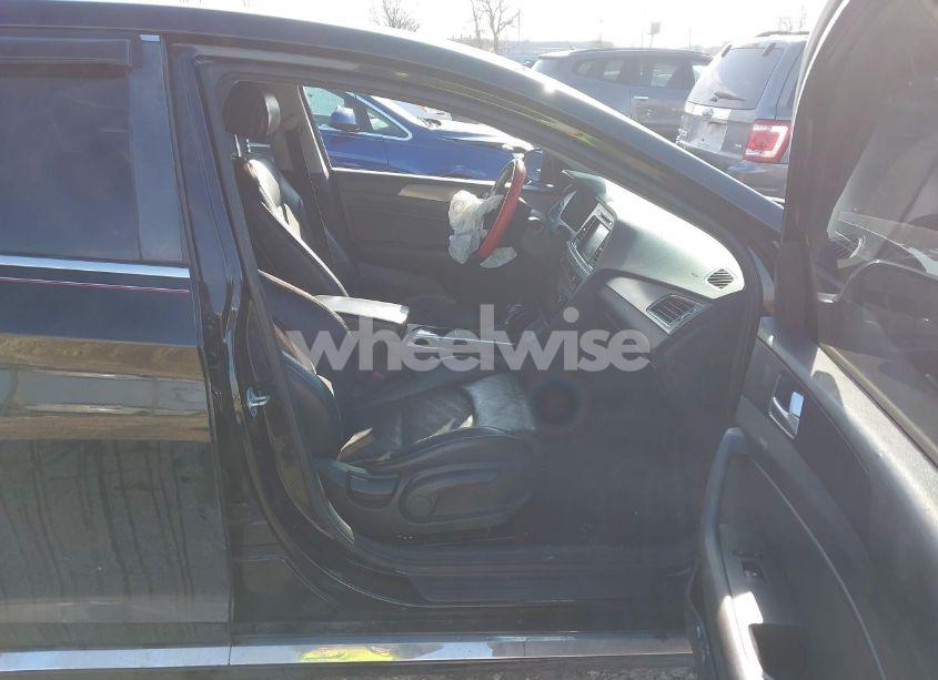 Photo 5 of 2015 Hyundai Sonata SPORT (VIN 5NPE34AF0FH079978)