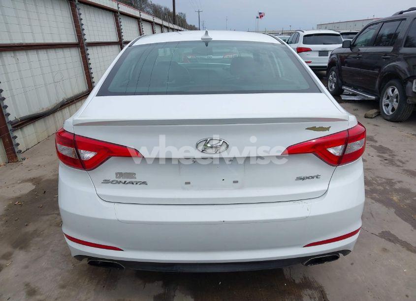 Photo 17 of 2015 Hyundai Sonata SPORT (VIN 5NPE34AF0FH081357)