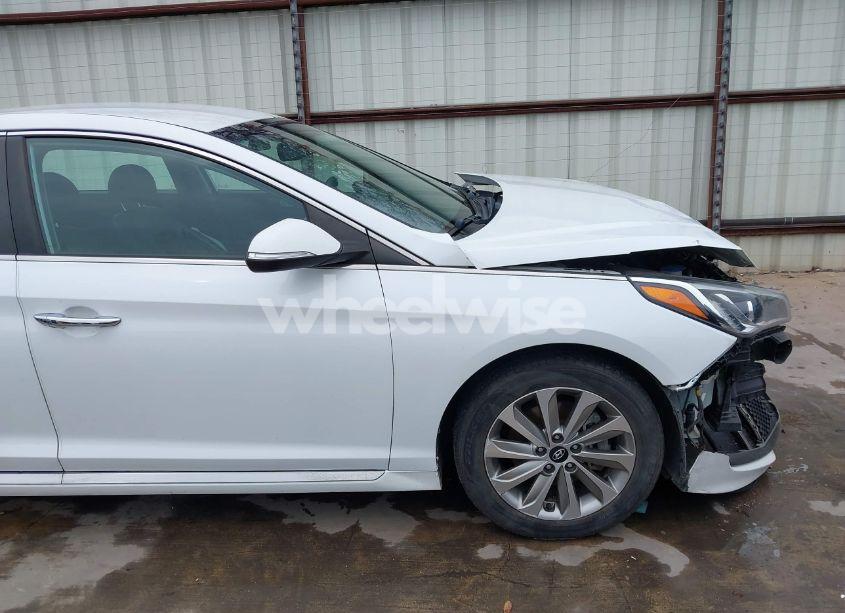 Photo 19 of 2015 Hyundai Sonata SPORT (VIN 5NPE34AF0FH081357)