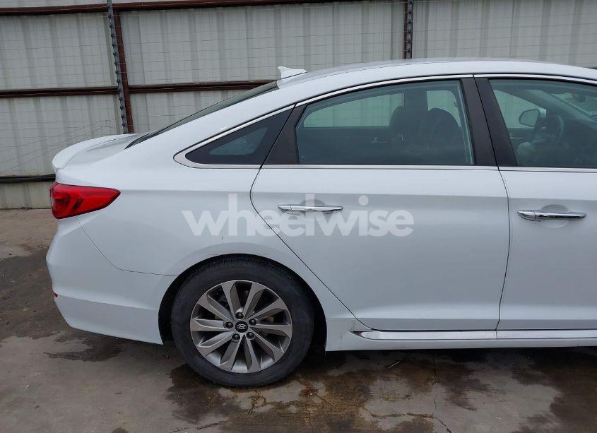Photo 20 of 2015 Hyundai Sonata SPORT (VIN 5NPE34AF0FH081357)